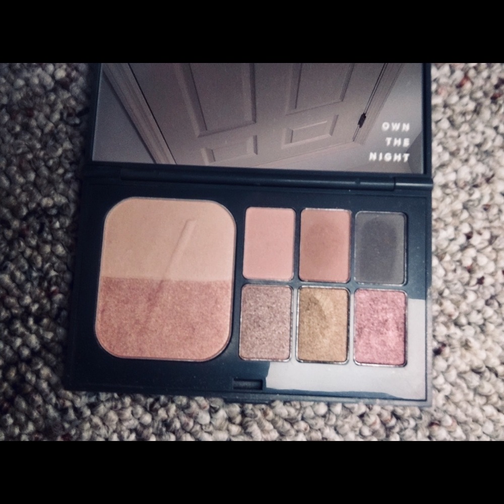 PYT eyeshadow palette